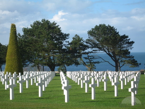 american-cemetery-at-omaha-beach-honfleur